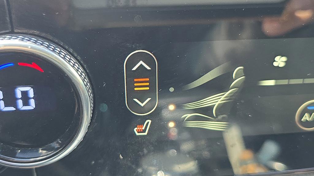 Used 2023 Genesis GV70 2.5T AWD/4WD image 27