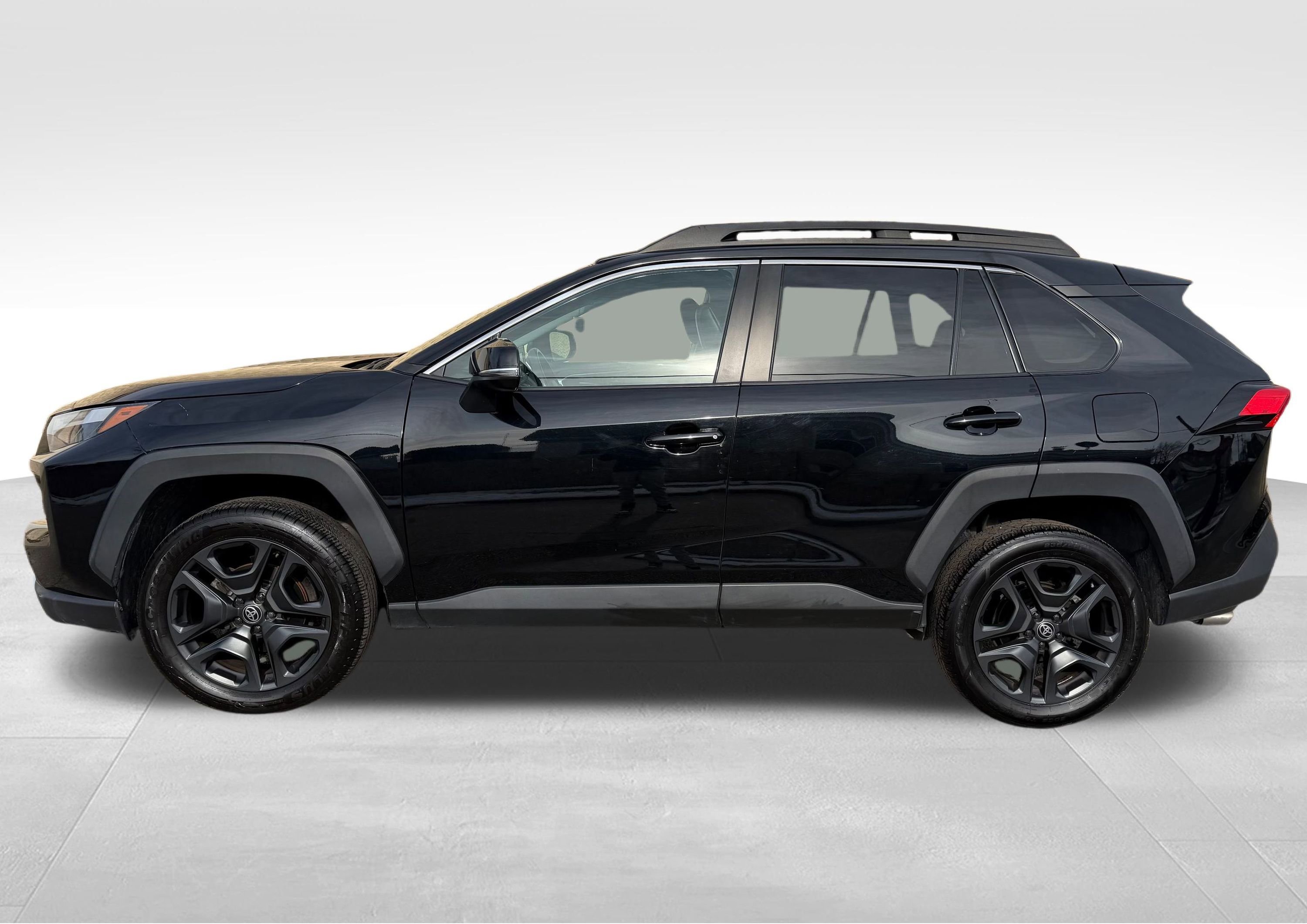 Used 2022 Toyota RAV4 Adventure image 10