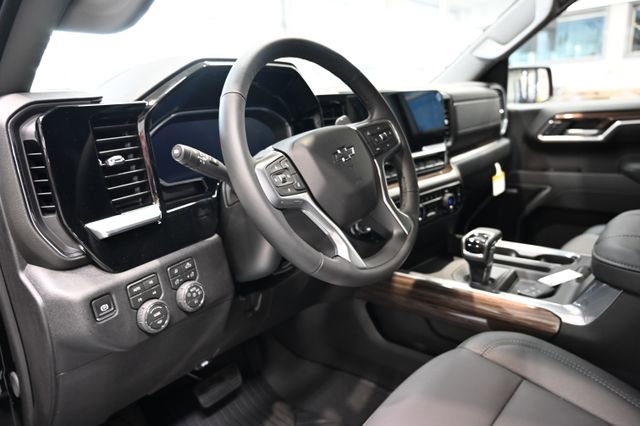 New 2026 Chevrolet Silverado 1500 RST w/ RST All Star Premium Package AWD/4WD image 22