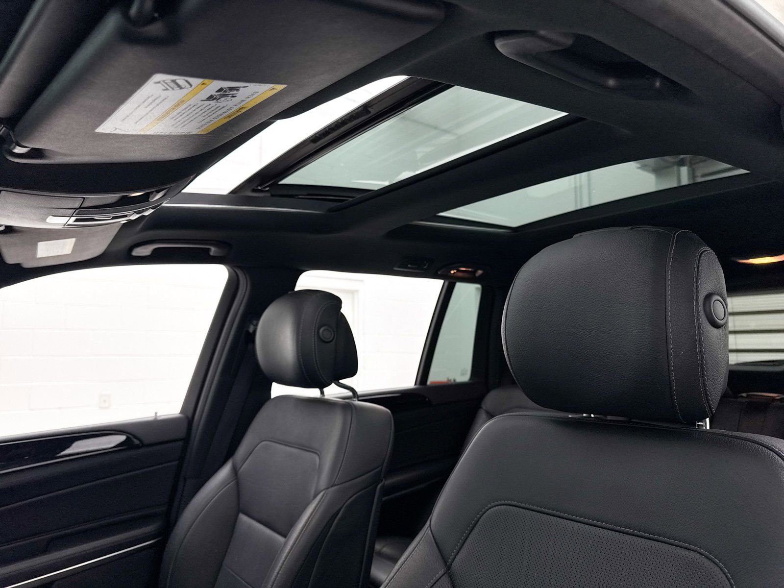 Used 2019 Mercedes-Benz GLS 550 4MATIC image 3