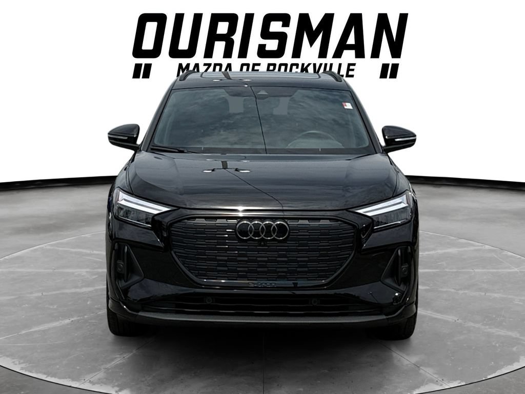 Used 2024 Audi Q4 e-tron Premium Plus w/ Premium Plus AWD/4WD image 8