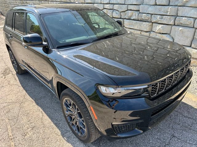 Used 2025 Jeep Grand Cherokee L Summit AWD/4WD image 7