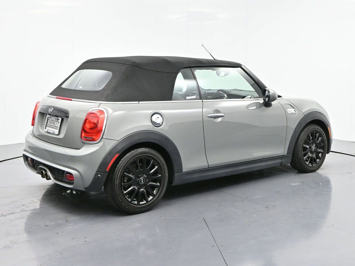 Used 2019 MINI Cooper S image 7