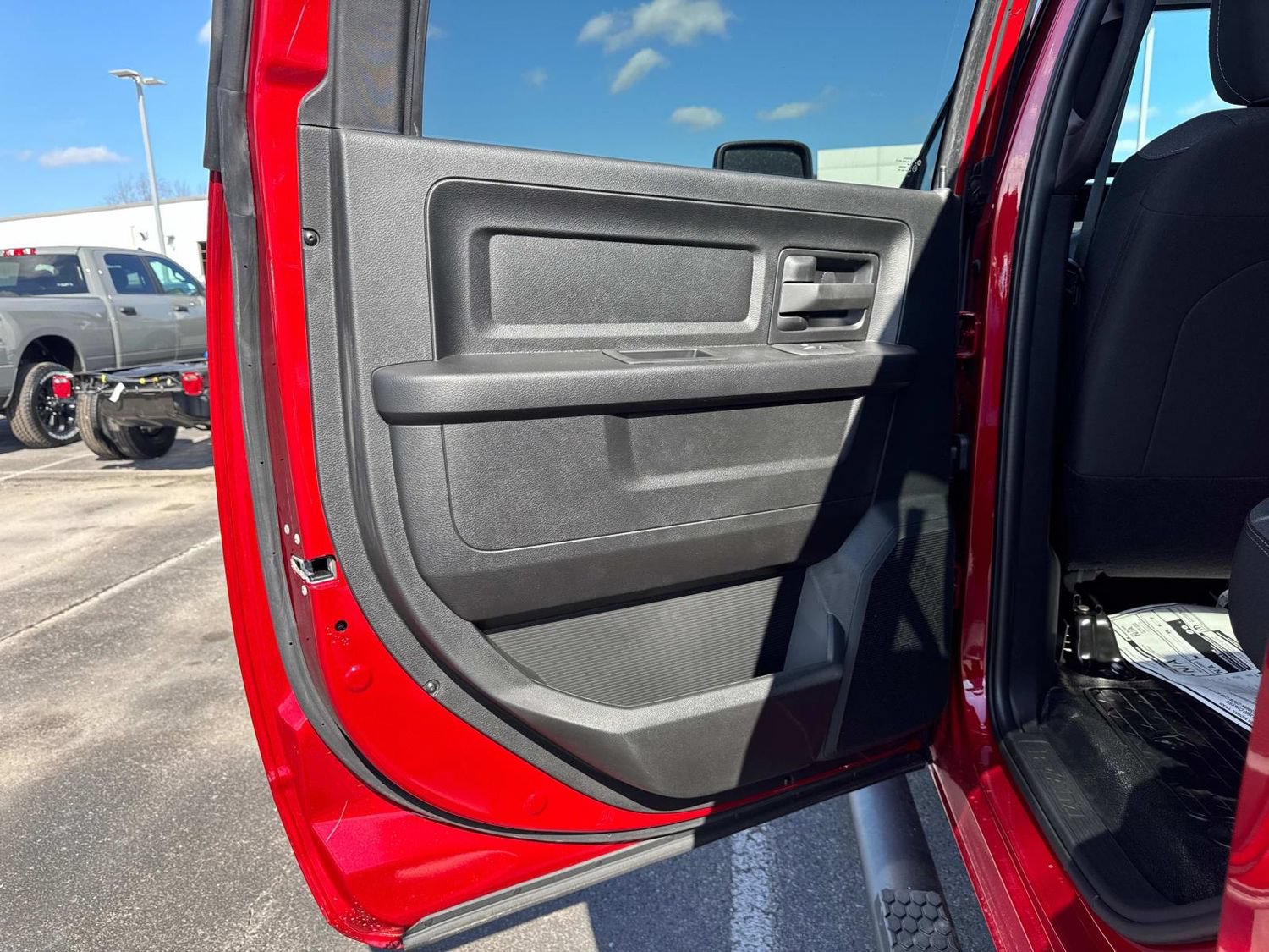 New 2026 RAM 3500 Tradesman w/ Chrome Appearance Group A AWD/4WD image 15