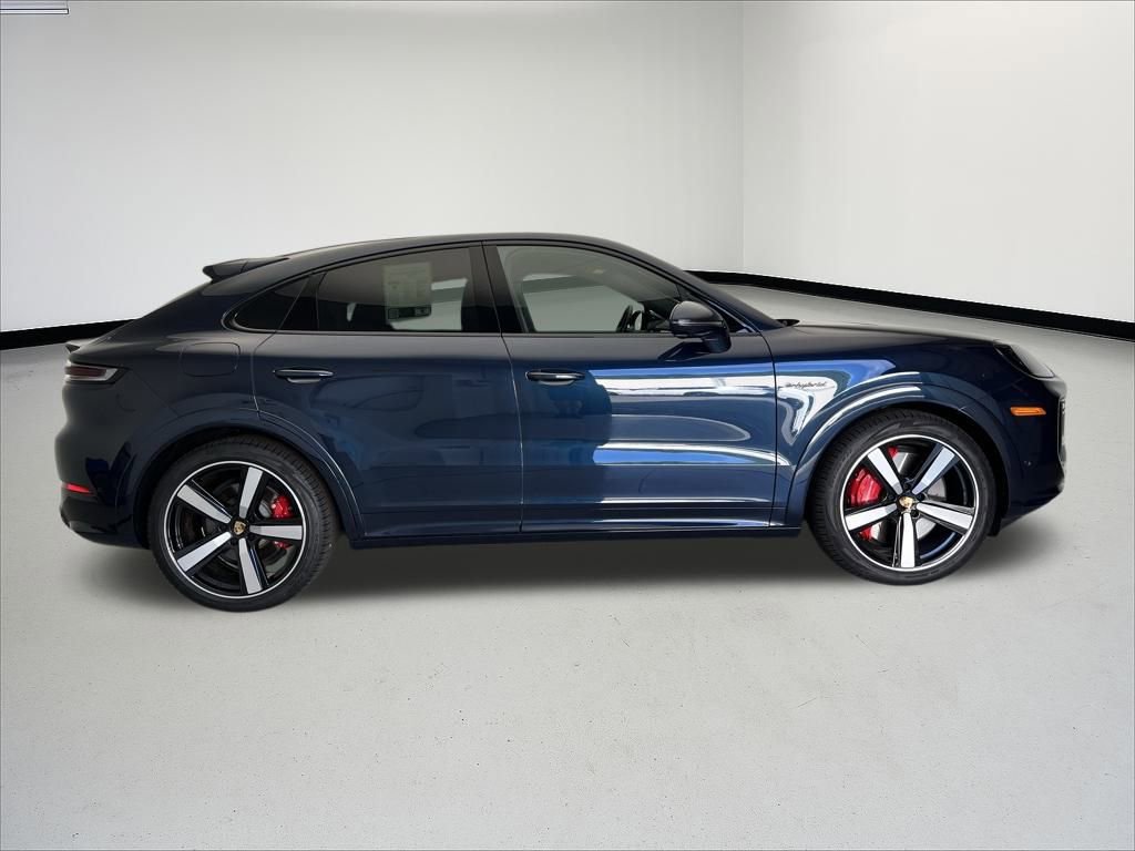 Certified 2024 Porsche Cayenne Turbo image 23