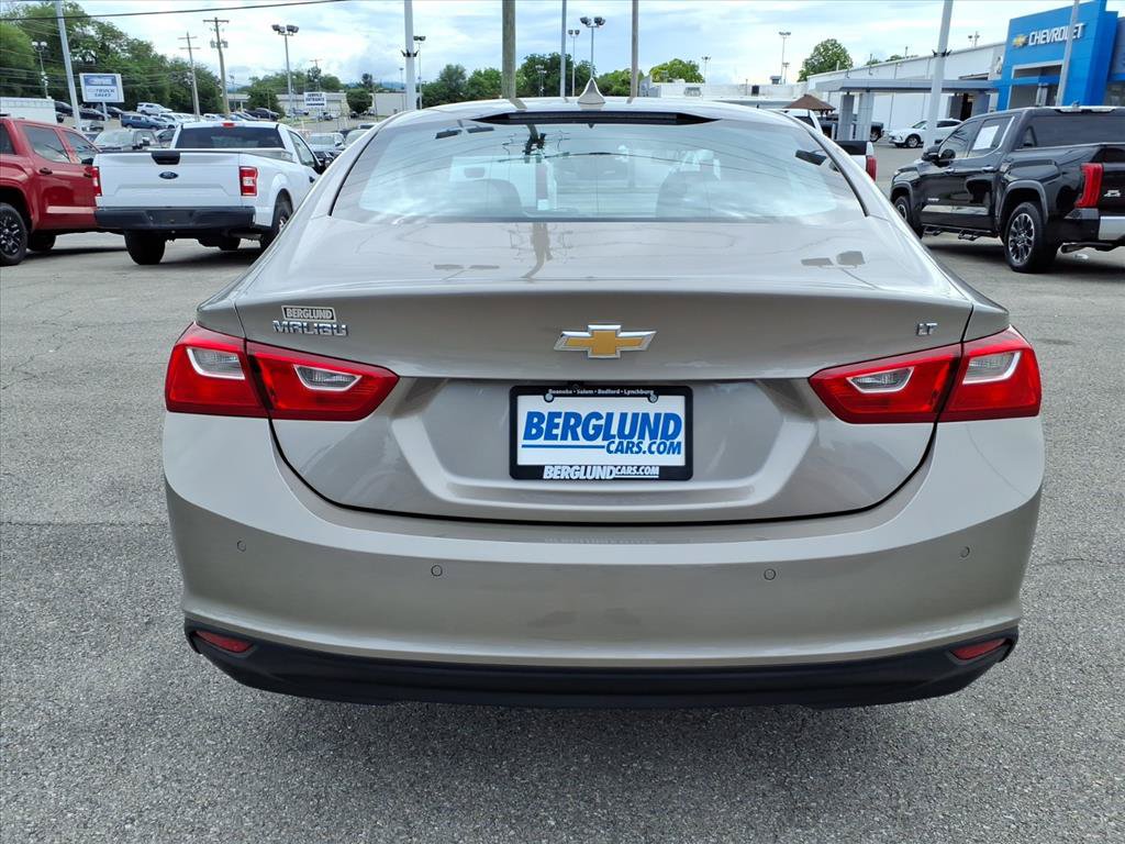 Used 2025 Chevrolet Malibu LT FWD image 5