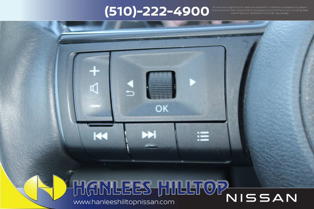 Certified 2024 Nissan Pathfinder SV image 32