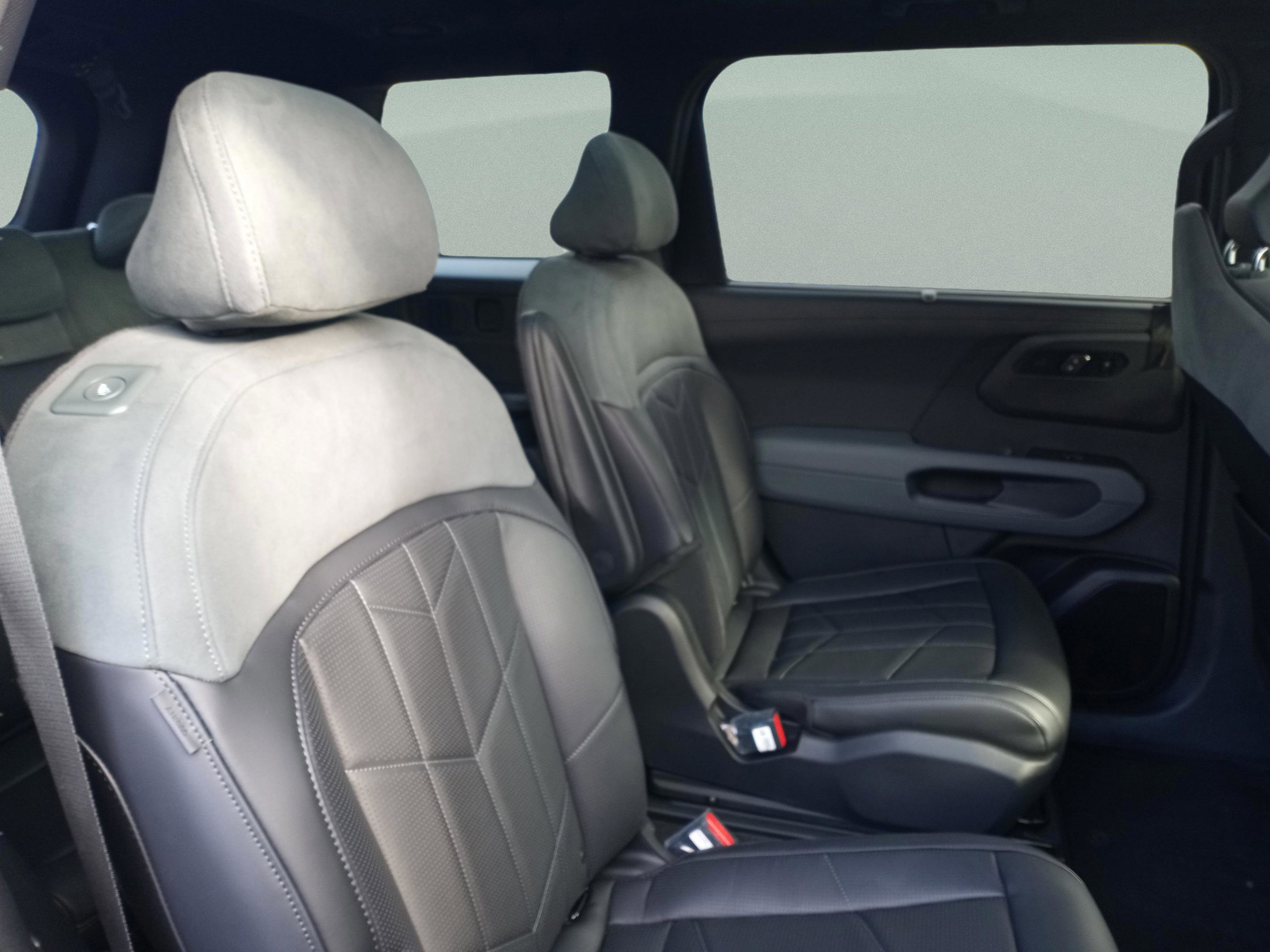 New 2027 Kia Telluride SX Prestige X-Line image 36