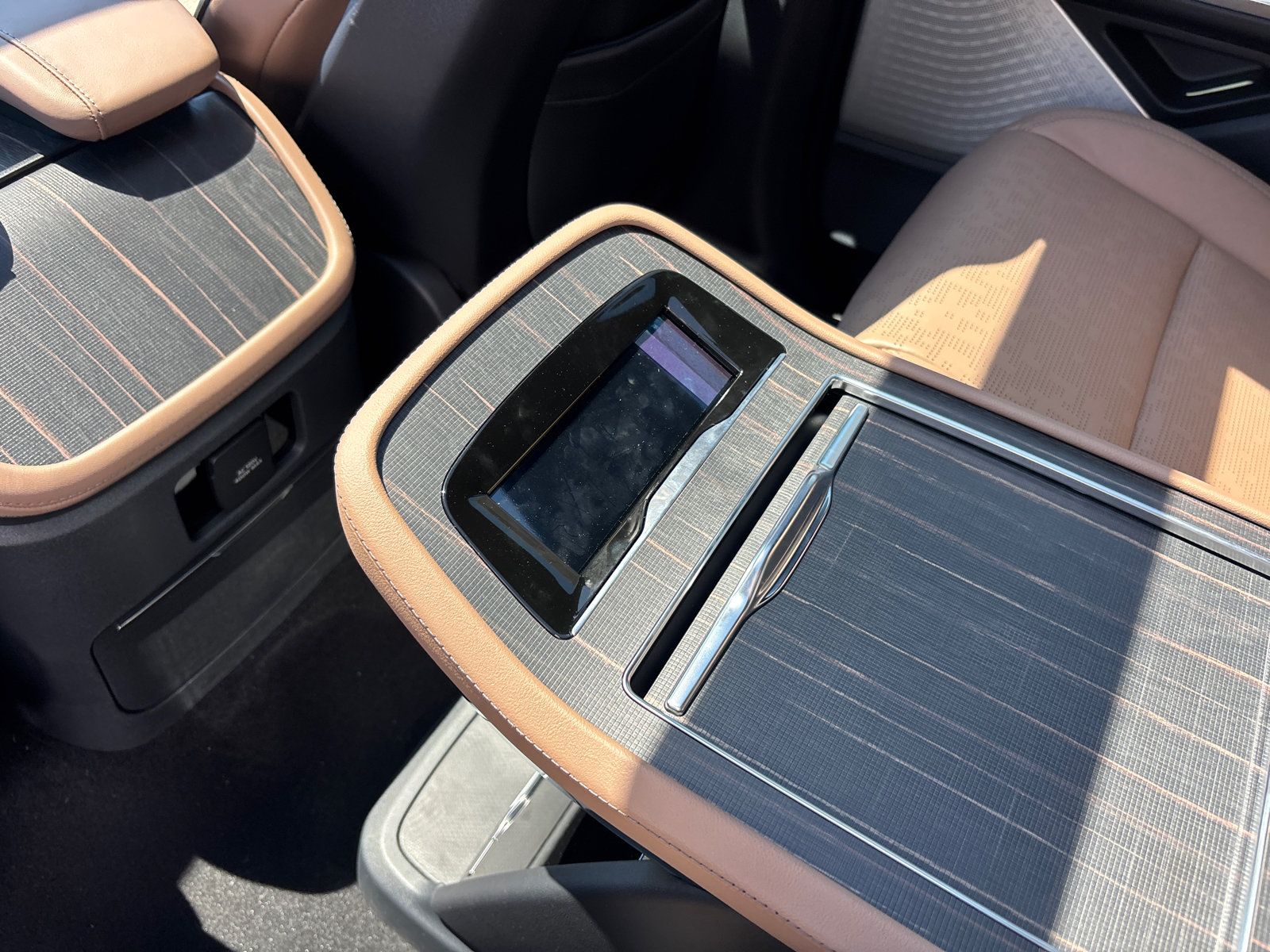 New 2026 Lincoln Navigator L Black Label AWD/4WD image 33
