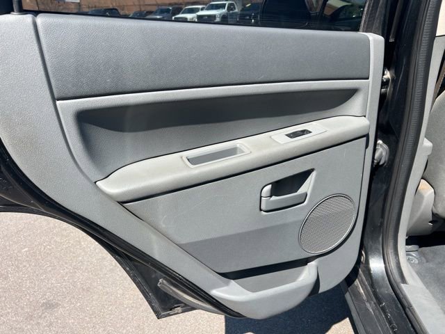 Used 2005 Jeep Grand Cherokee Laredo w/ Cargo Convenience Group image 14