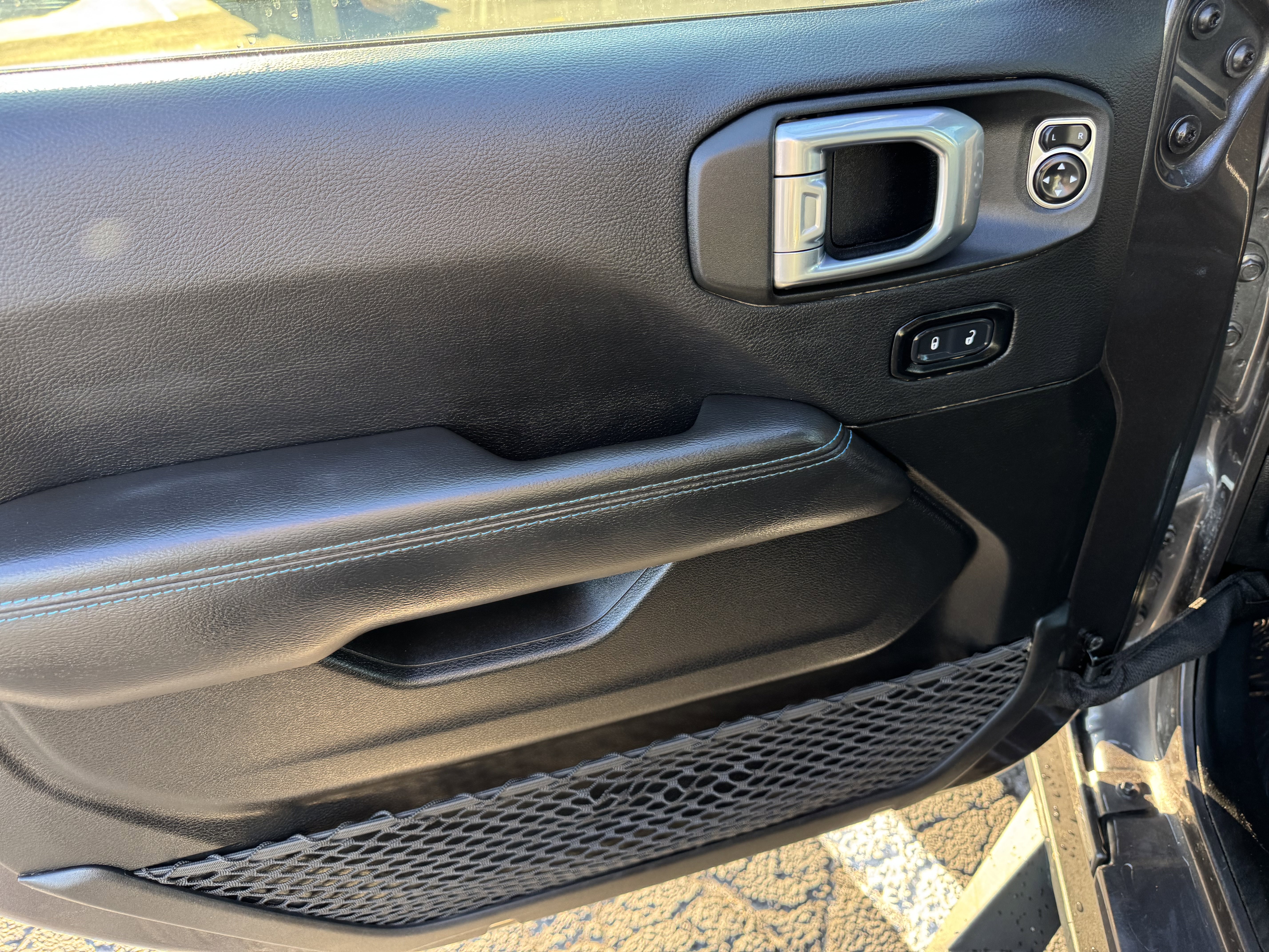 Used 2023 Jeep Wrangler Unlimited Rubicon 4xe image 15