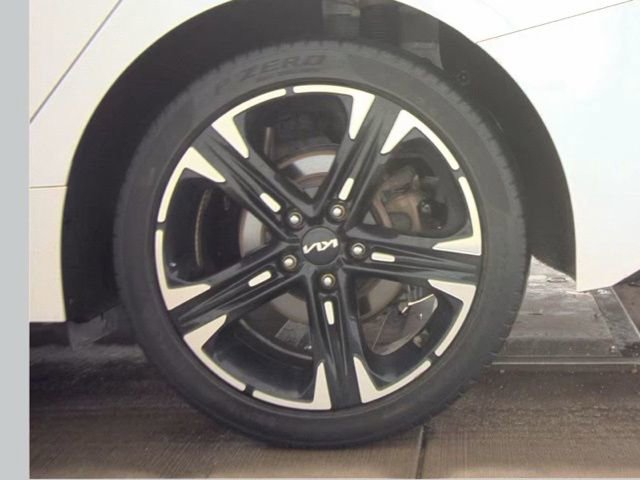 Used 2023 Kia K5 GT-Line image 21
