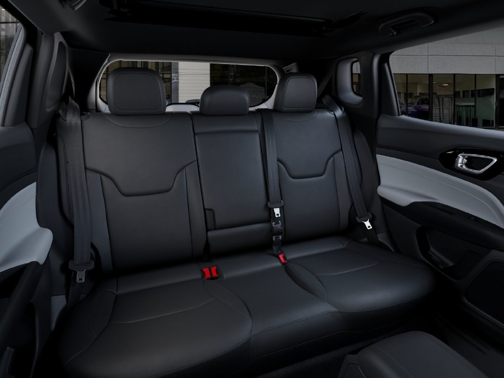 New 2026 Jeep Compass Limited w/ Sun, Sound & Navigation Group AWD/4WD image 15