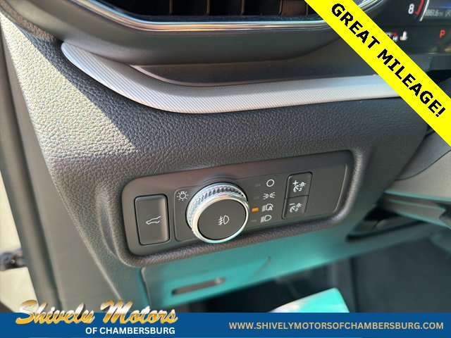 Used 2020 Ford Explorer XLT w/ Equipment Group 202A image 21