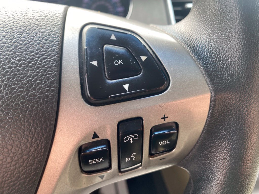 Used 2015 Ford Taurus Limited FWD image 19