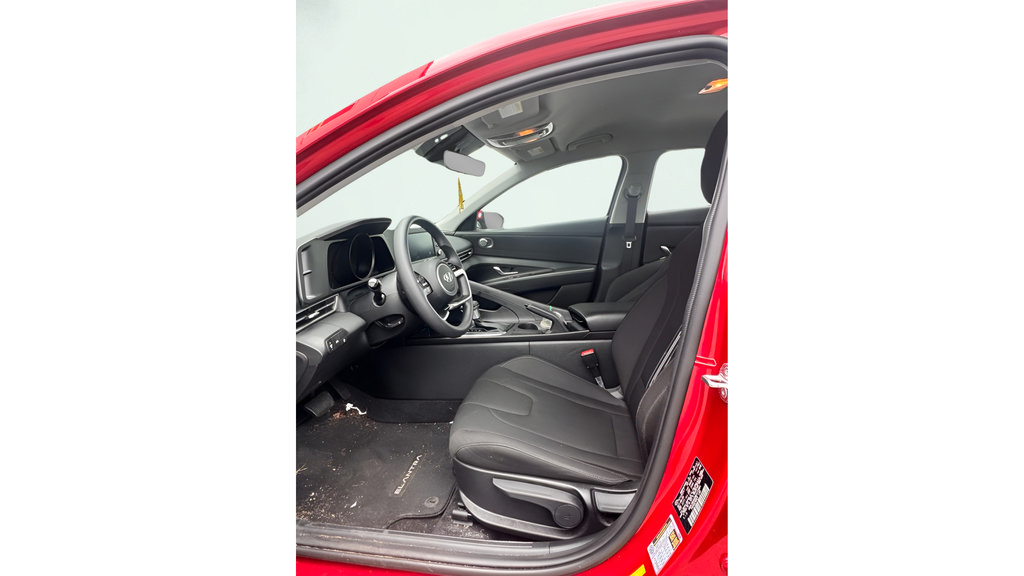 Used 2021 Hyundai Elantra SEL FWD image 10