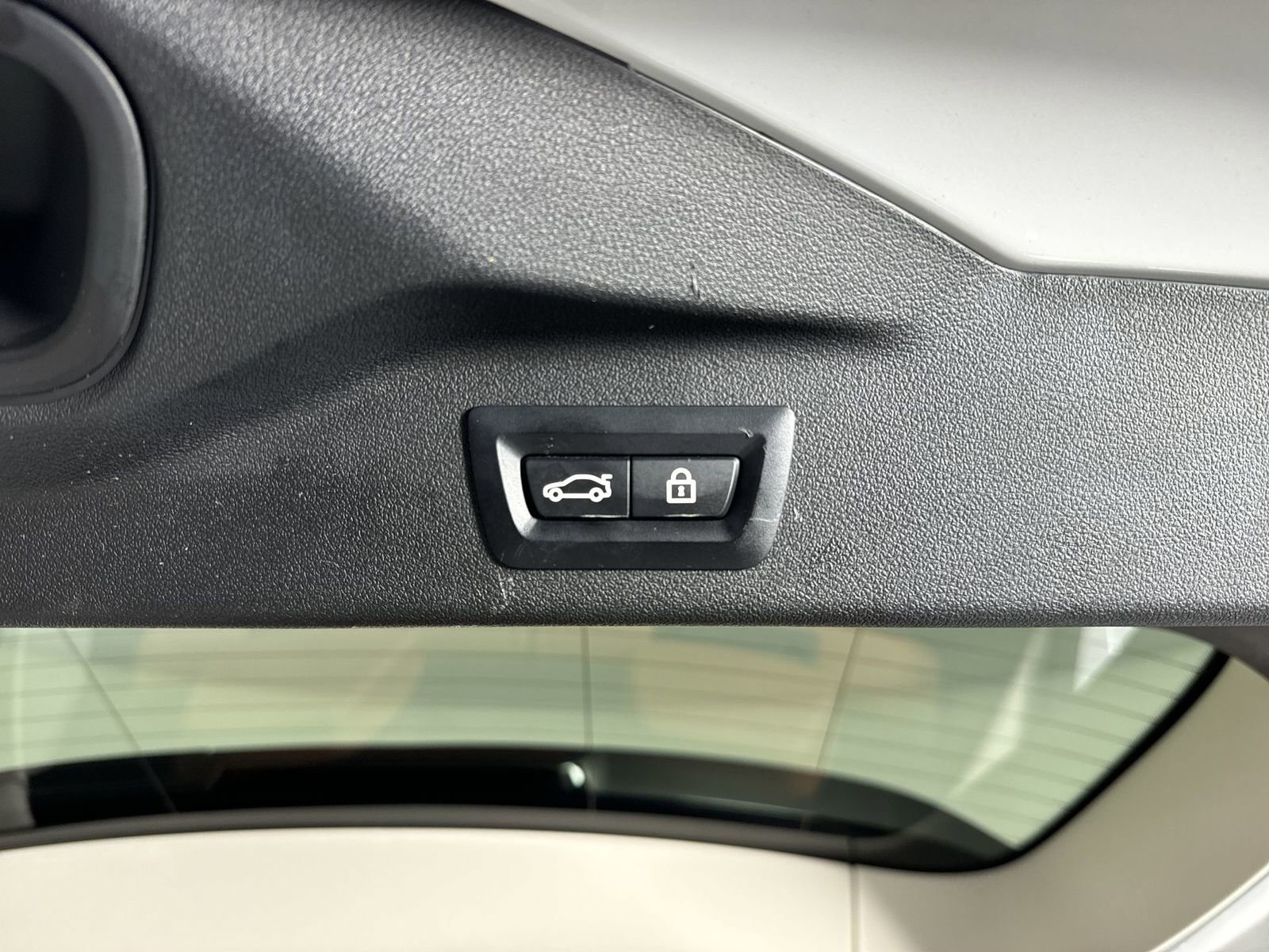 Used 2019 BMW X7 xDrive50i w/ Premium Package image 36