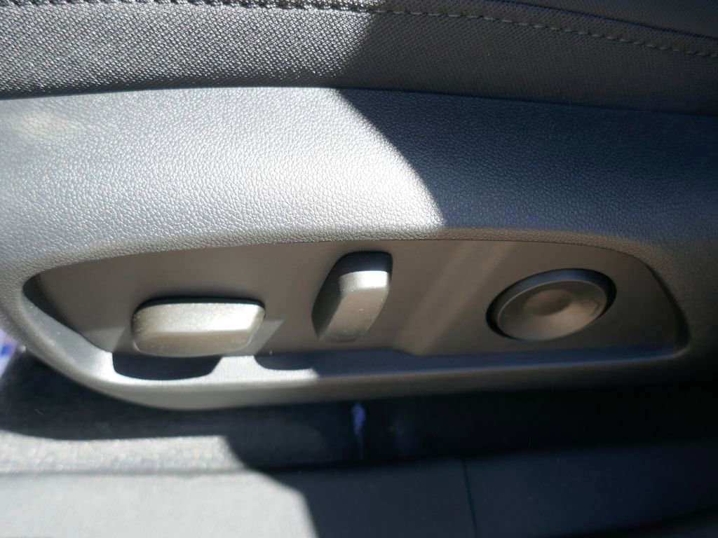 New 2026 GMC Terrain AT4 AWD/4WD image 16