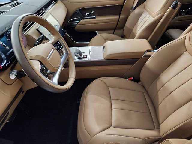 New 2026 Land Rover Range Rover Long Wheelbase SE image 13