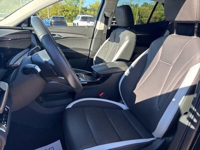 Used 2025 Buick Envision Sport Touring image 11