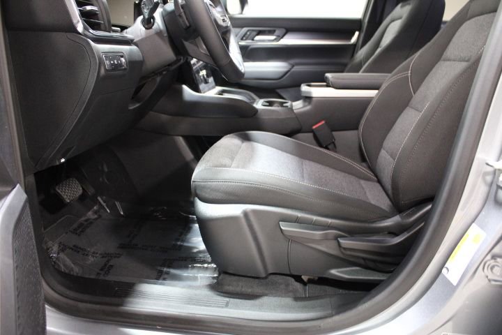 Used 2026 GMC Terrain Elevation w/ Technology Package II FWD image 18