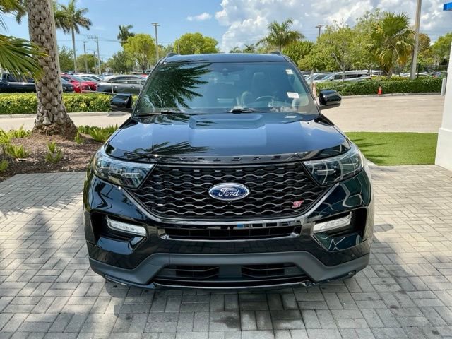 Used 2023 Ford Explorer ST w/ Equipment Group 401A AWD/4WD image 2