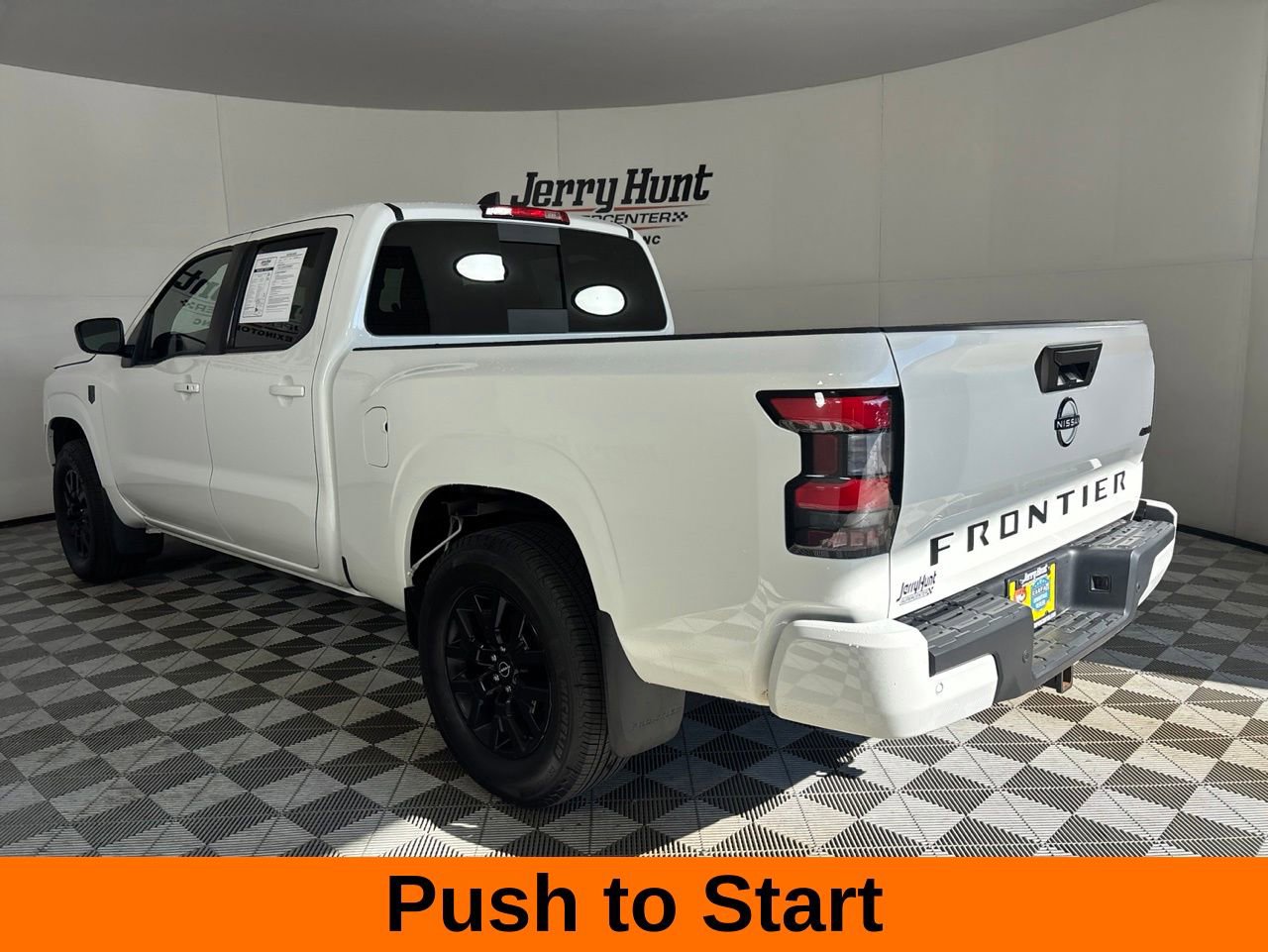 Used 2026 Nissan Frontier SV w/ SV Convenience Package AWD/4WD image 7
