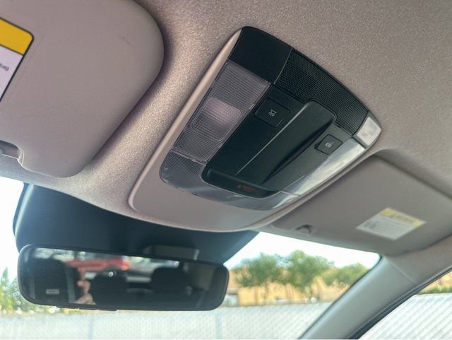 Certified 2025 Kia Niro LX image 25