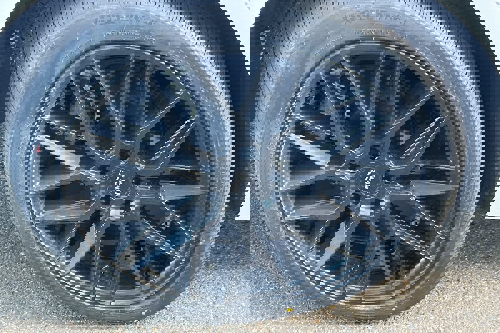 Used 2018 Toyota Camry LE FWD image 17