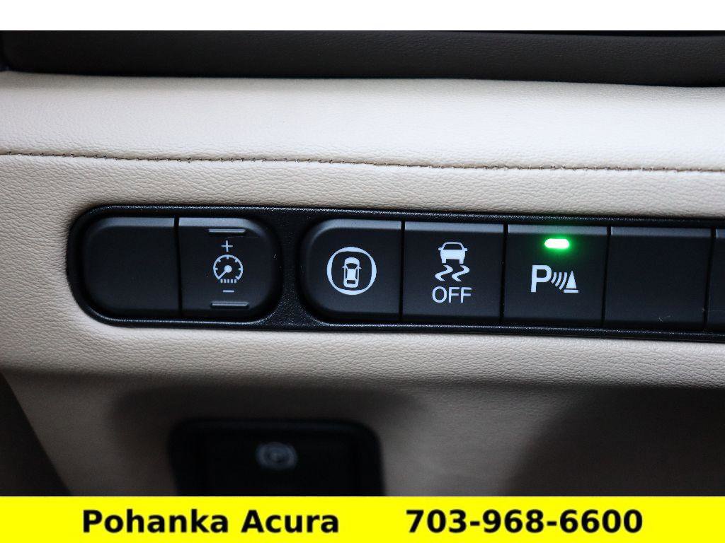 Used 2023 Acura MDX SH-AWD w/ Technology Package image 14