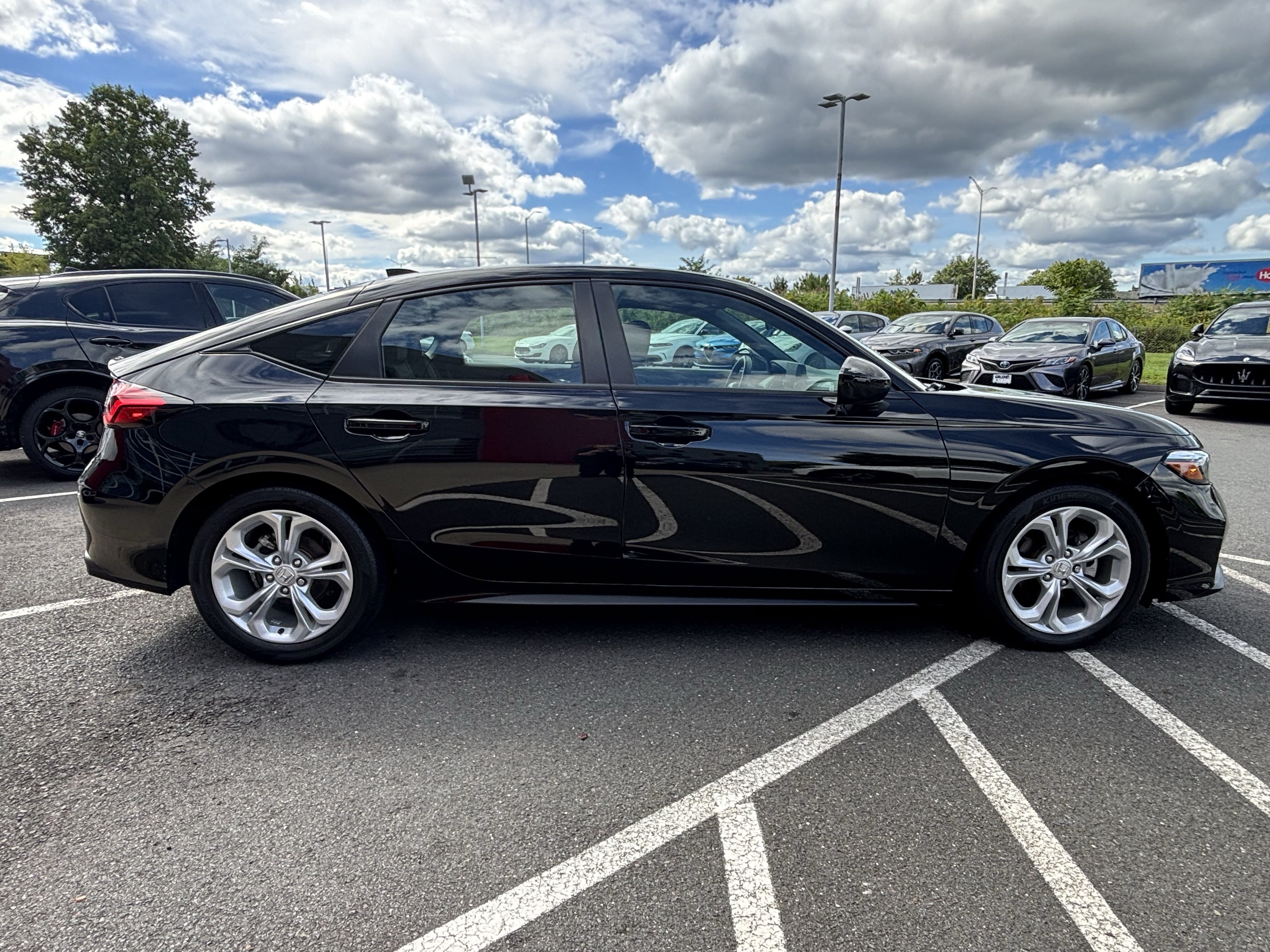 Used 2025 Honda Civic Sport image 8