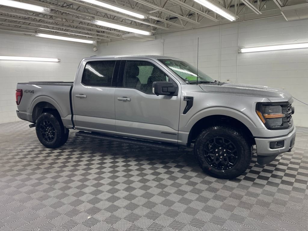 New 2025 Ford F150 XLT w/ Equipment Group 302A MID image 2