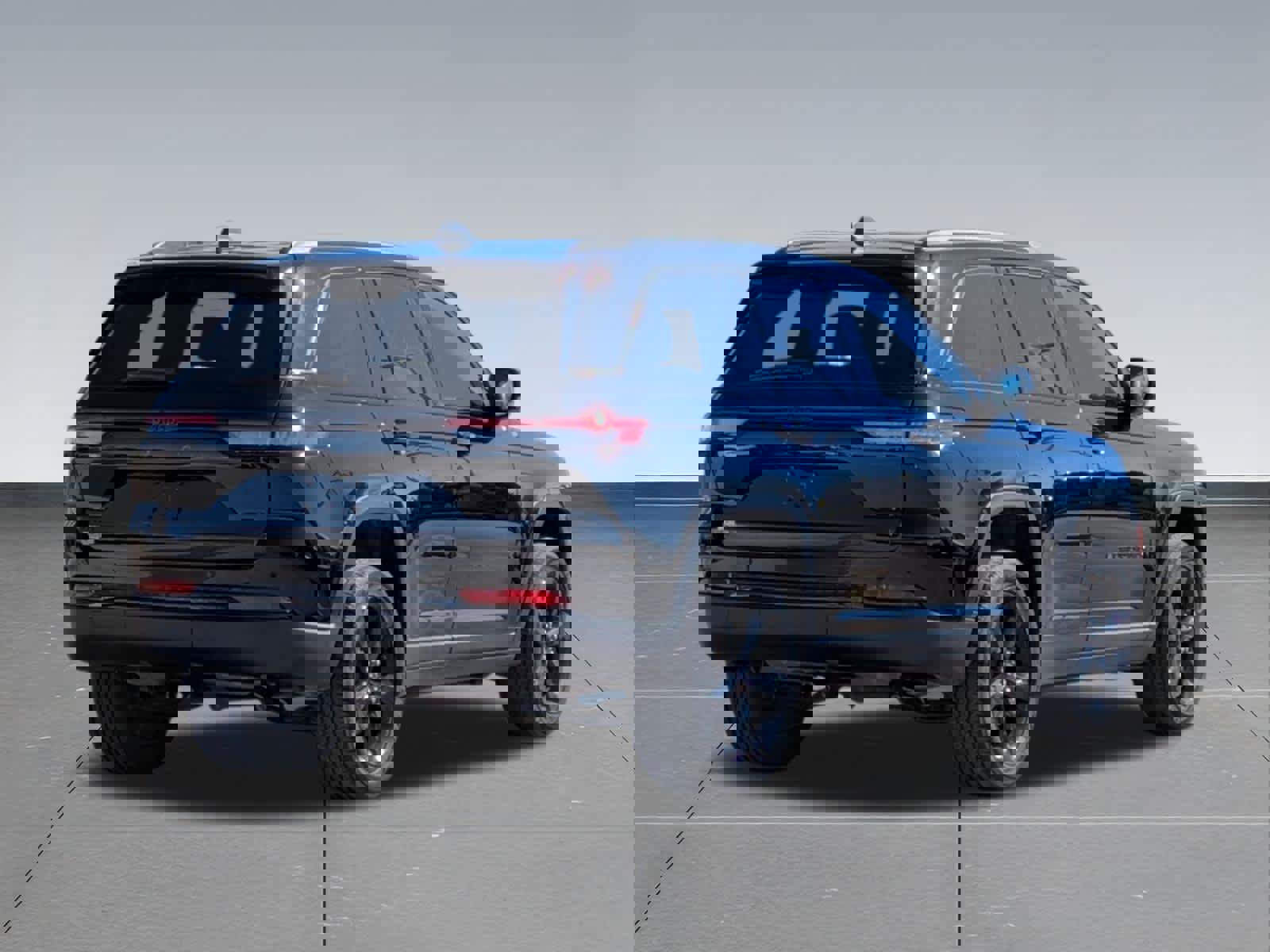 Used 2023 Jeep Grand Cherokee Altitude image 5