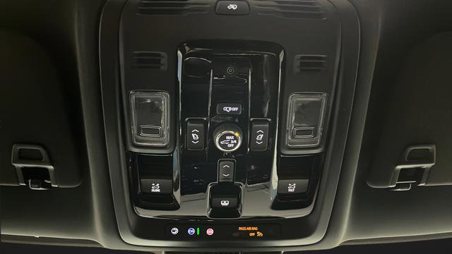 New 2026 Chevrolet Suburban Premier AWD/4WD image 42