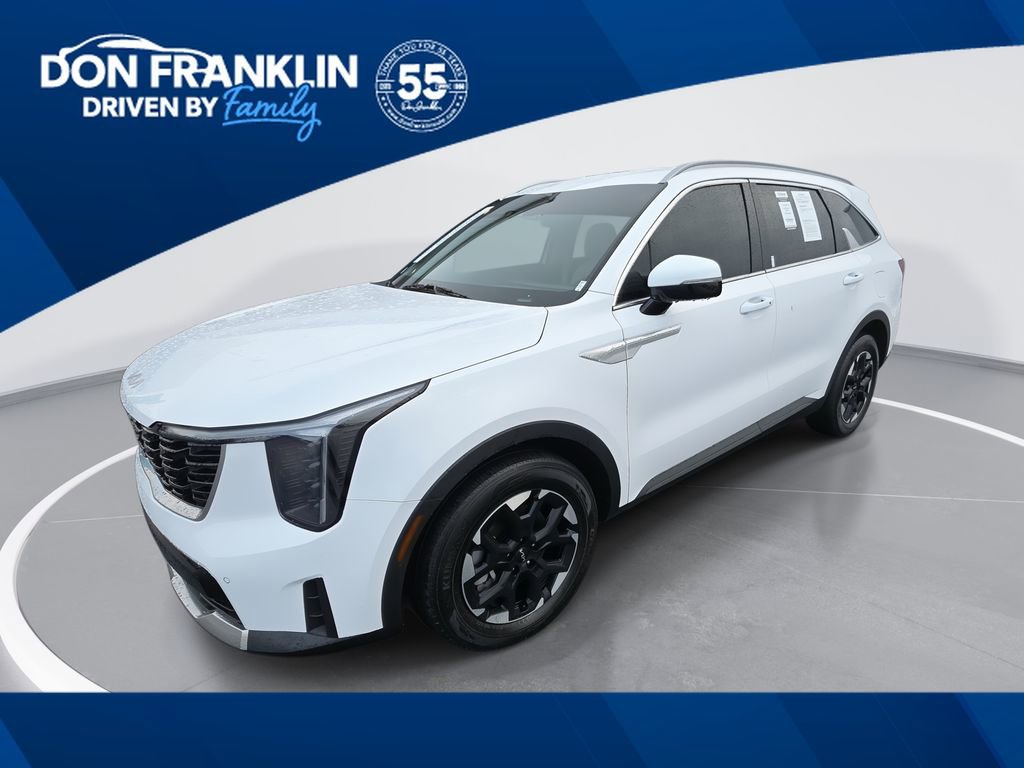 Used 2024 Kia Sorento S image 1