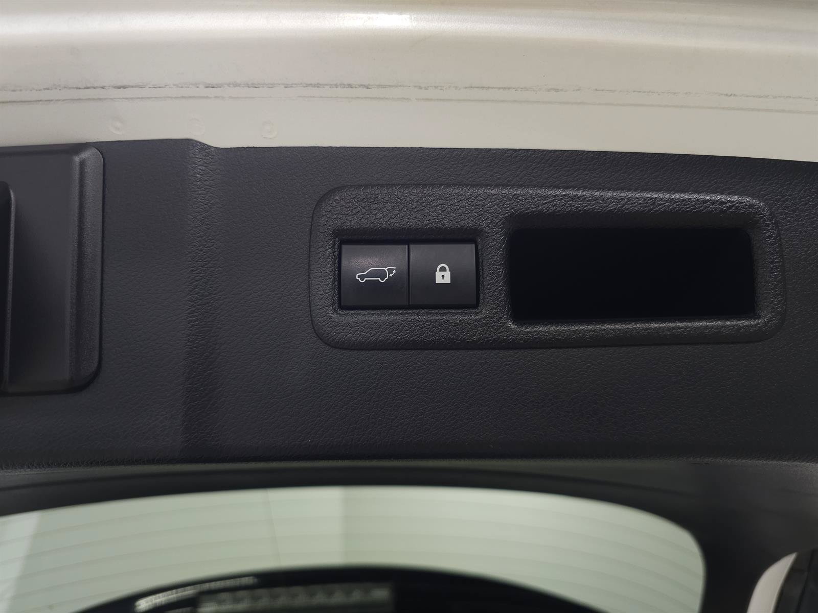 Used 2019 Lexus NX 300 AWD image 8
