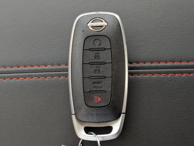 Used 2025 Nissan Sentra SR w/ Midnight Edition FWD image 31