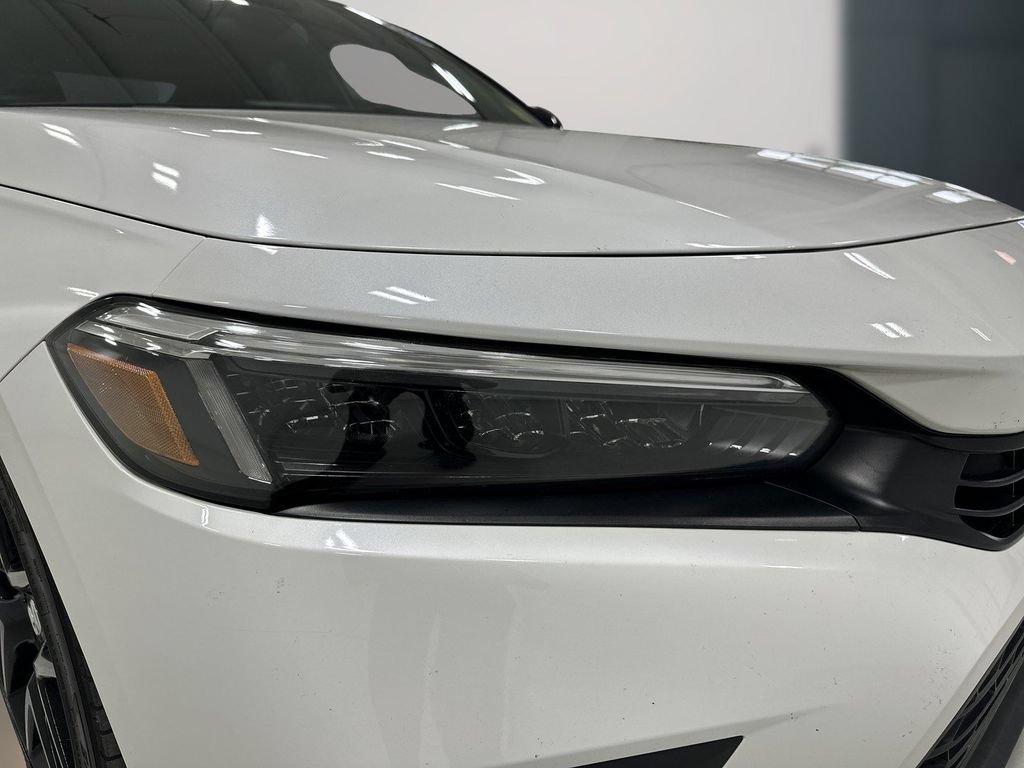 Used 2023 Honda Civic Sport image 11