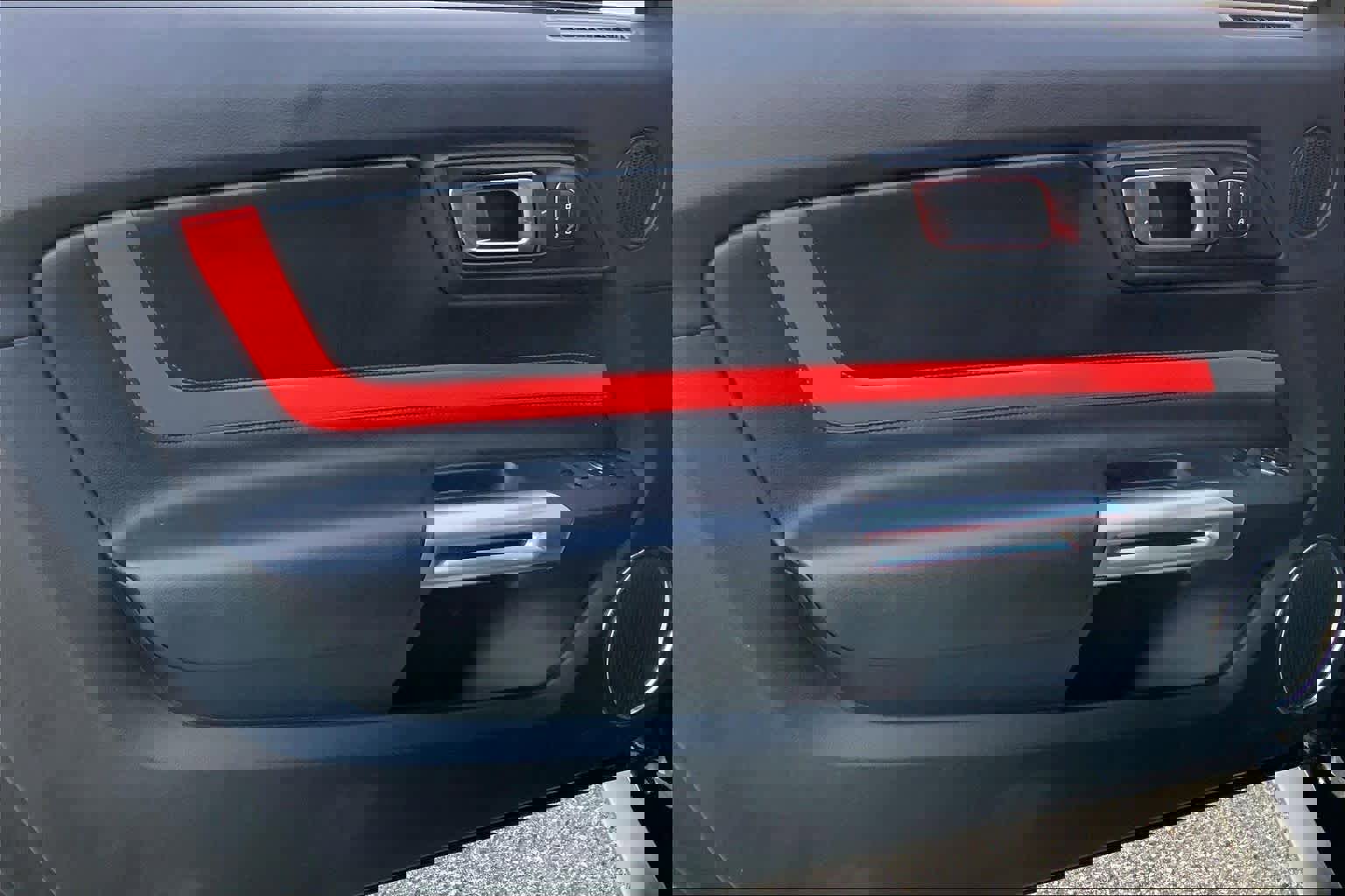 Used 2020 Ford Mustang Premium w/ Equipment Group 201A RWD image 20