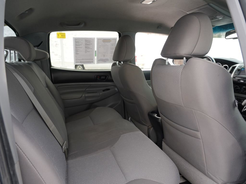 Used 2013 Toyota Tacoma 4x4 Double Cab w/ TRD Sport Pkg image 26