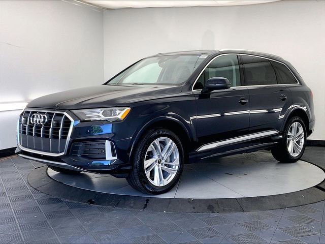 Certified 2023 Audi Q7 2.0T Premium w/ Convenience Package AWD/4WD image 2