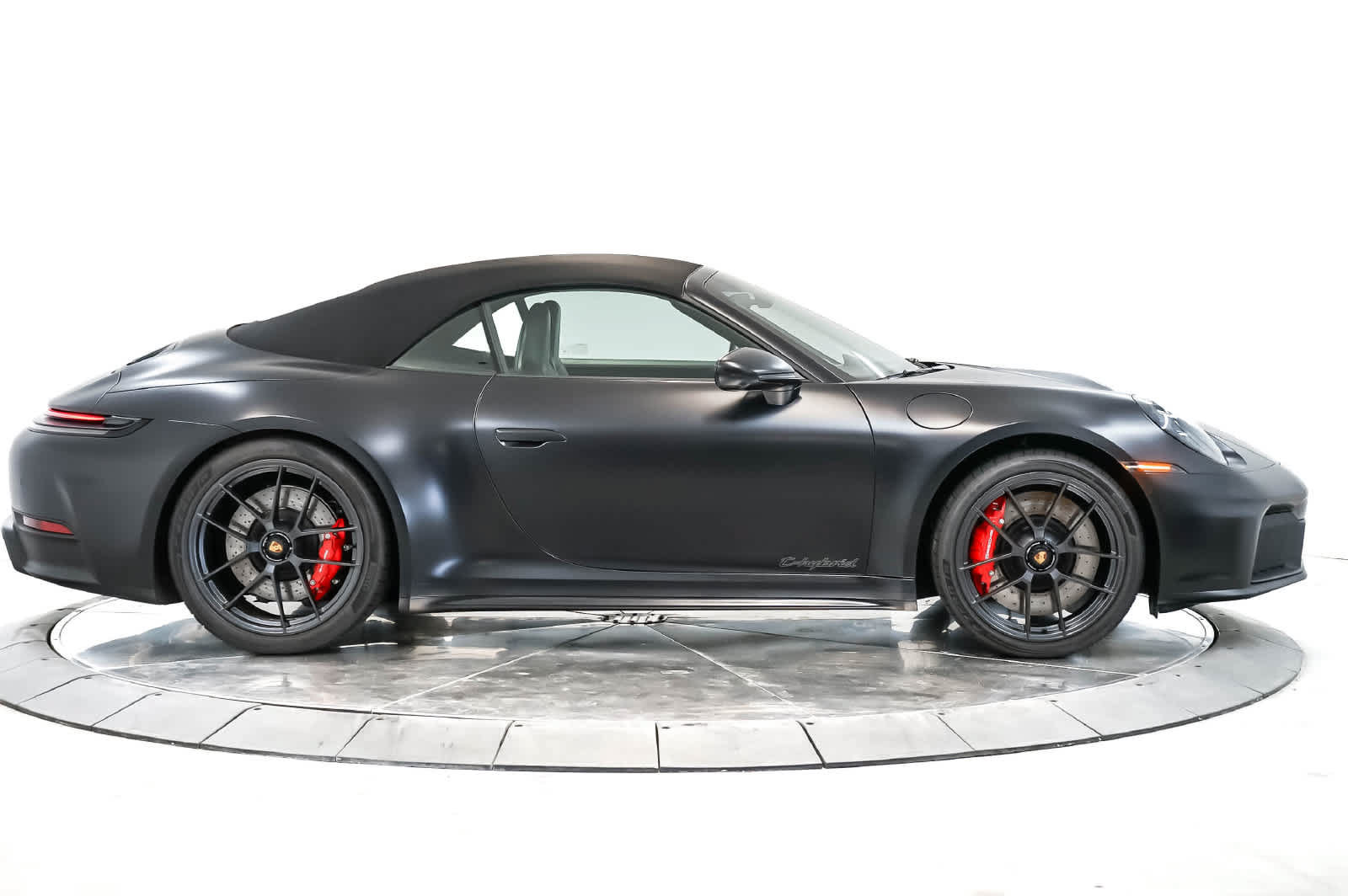 Certified 2026 Porsche 911 Carrera 4 GTS AWD/4WD image 8