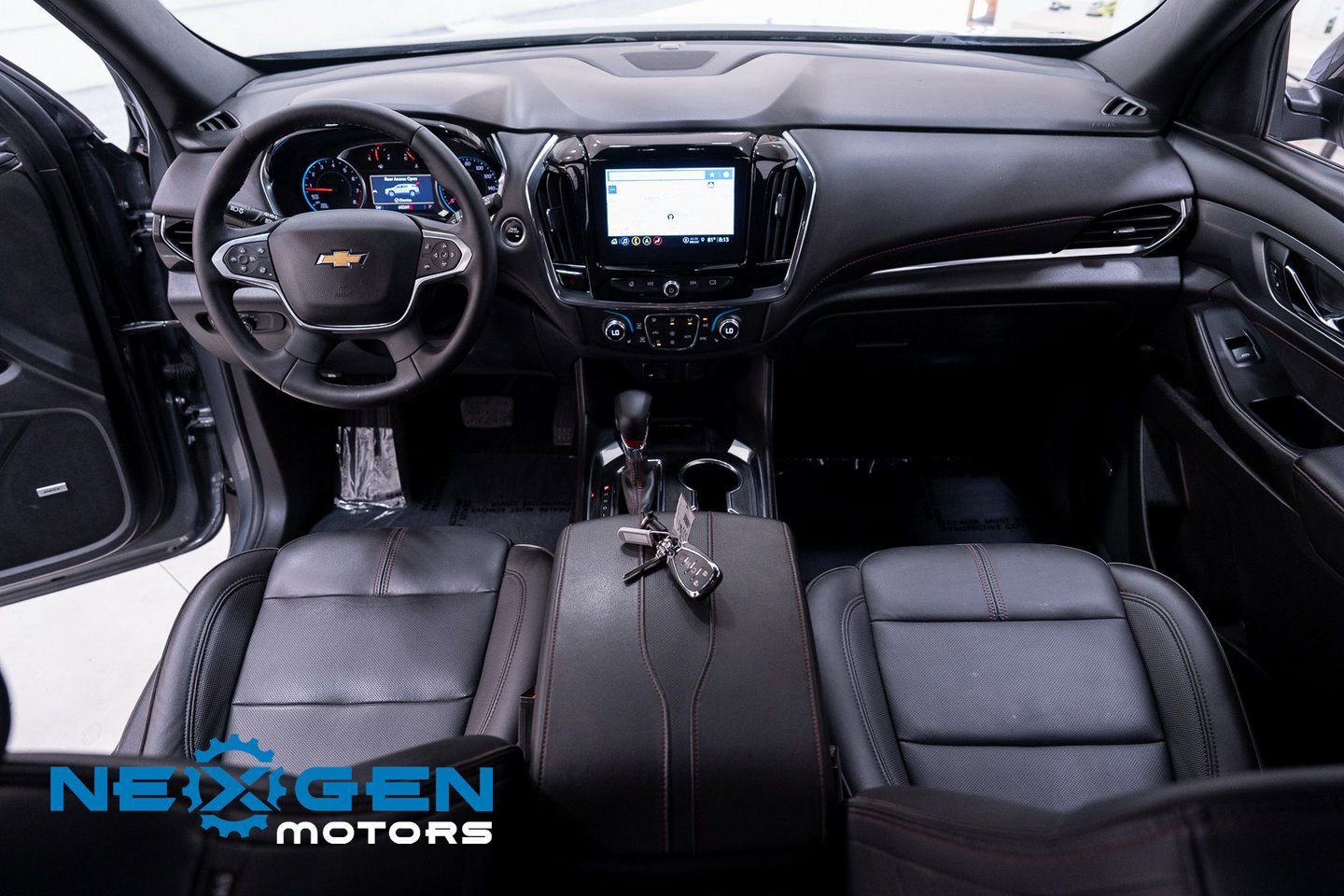 Used 2023 Chevrolet Traverse RS w/ LPO, Floor Liner Package image 11