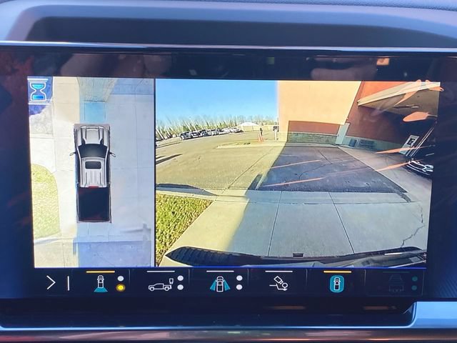 Used 2026 Chevrolet Silverado 2500 LT w/ Trail Boss Package AWD/4WD image 15