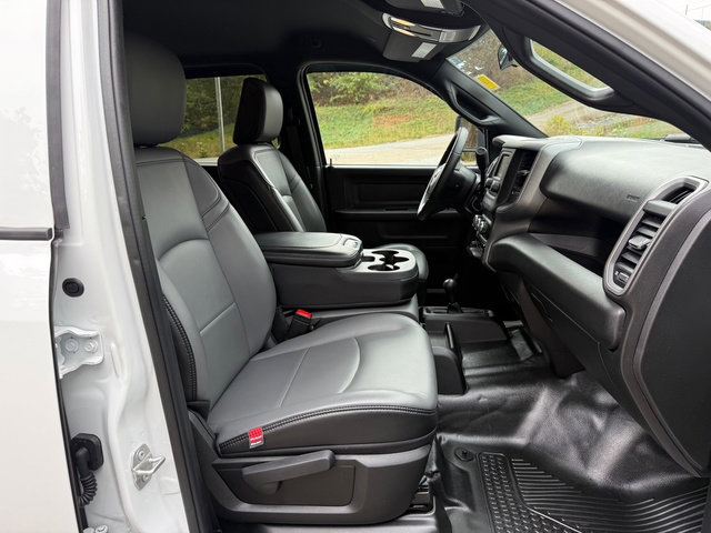 Used 2024 RAM 3500 Tradesman image 17