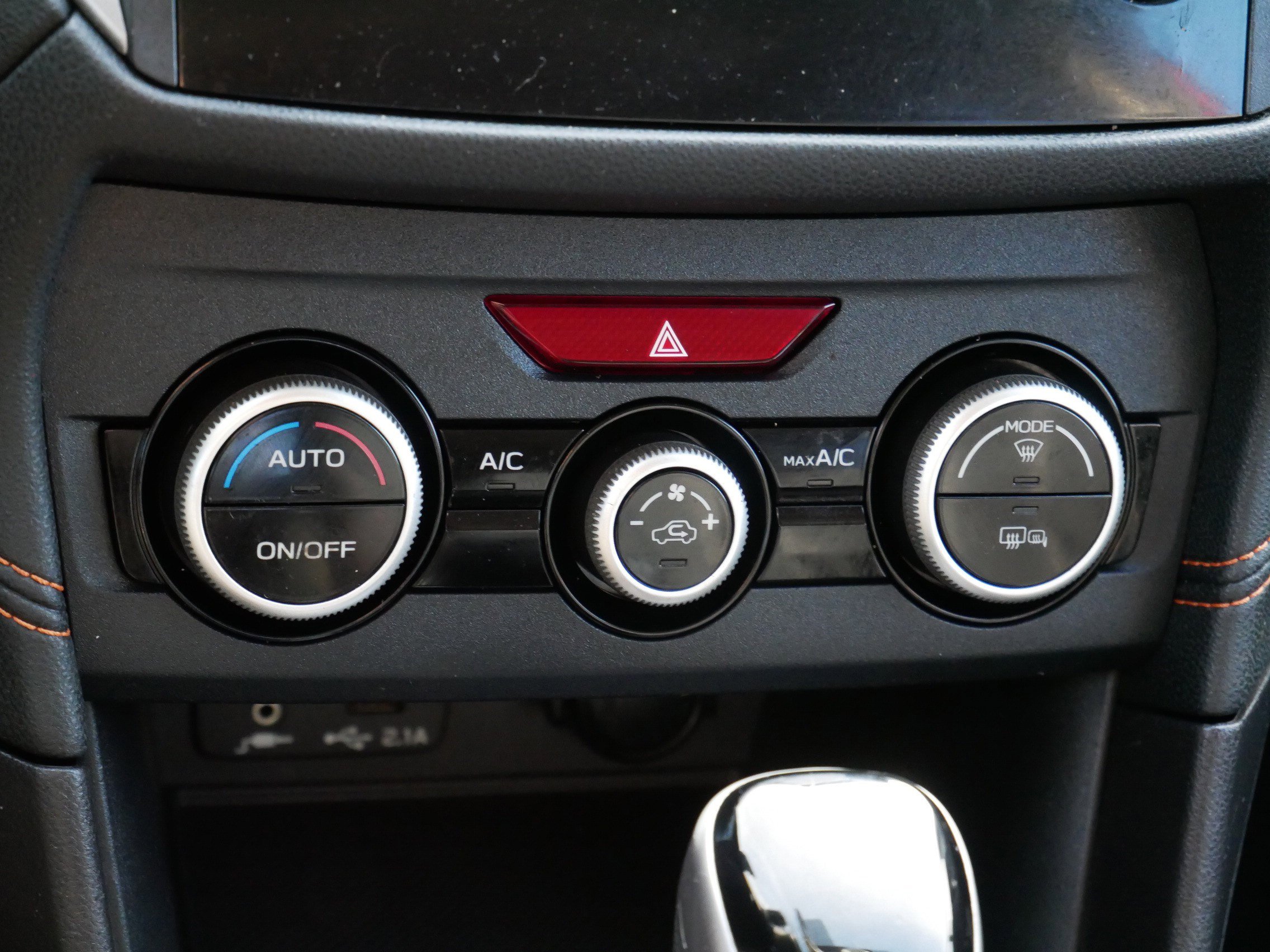 Used 2020 Subaru Crosstrek 2.0i Premium w/ Moonroof Package 2 image 23