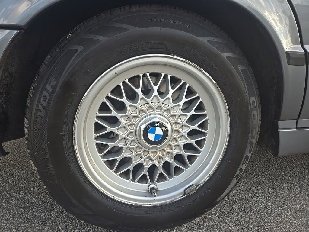 Used 1995 BMW 525i Sedan image 11