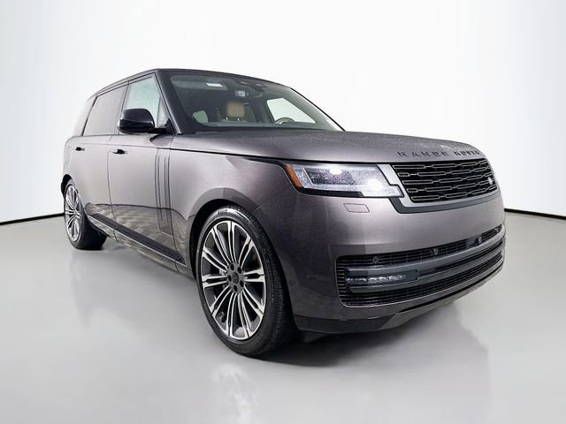 New 2026 Land Rover Range Rover Long Wheelbase SE image 3