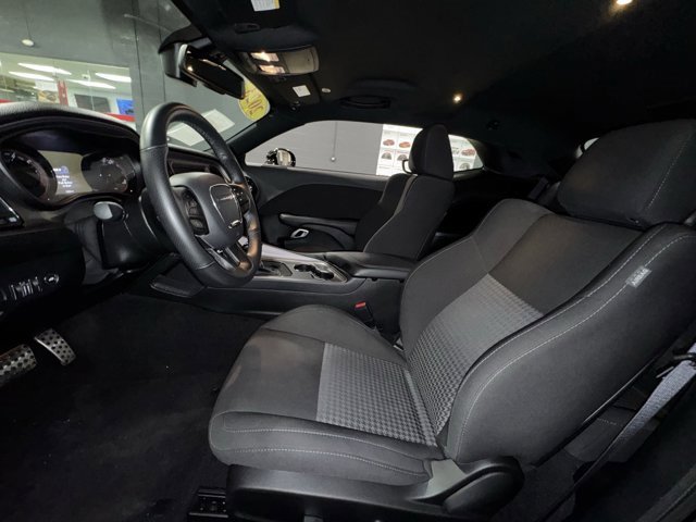 Used 2023 Dodge Challenger R/T w/ Blacktop Package image 27
