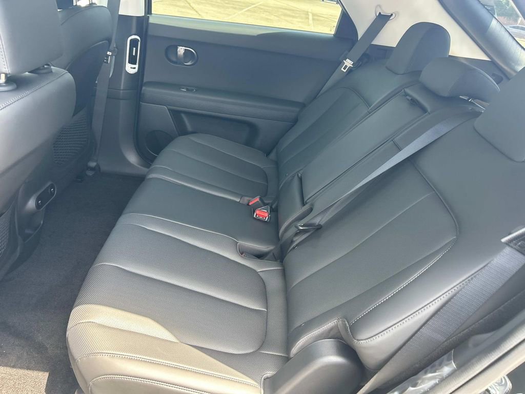 New 2025 Hyundai Ioniq 5 SEL image 20
